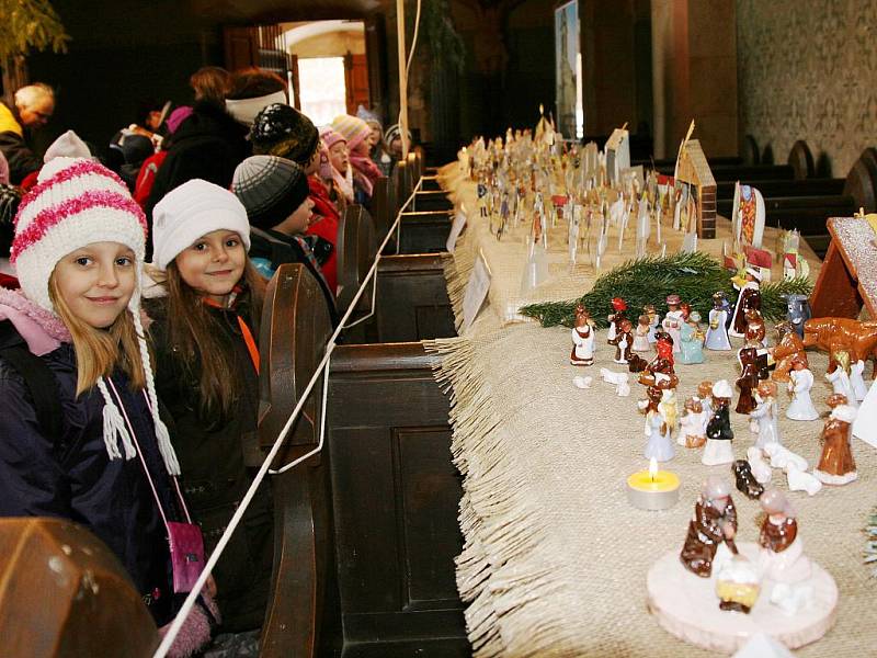 Na výstavu betlémů se přišli podívat i žáci ZŠ Prokopa Holého Louny