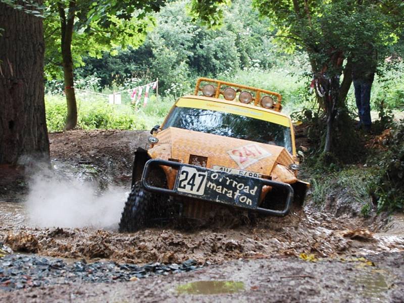 Off-road maraton v Dobřanech.