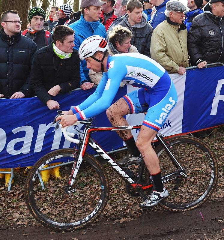 Závod mužů Elite na MS v cyklokrosu v holandském Hoogerheide. Radek Šimůnek