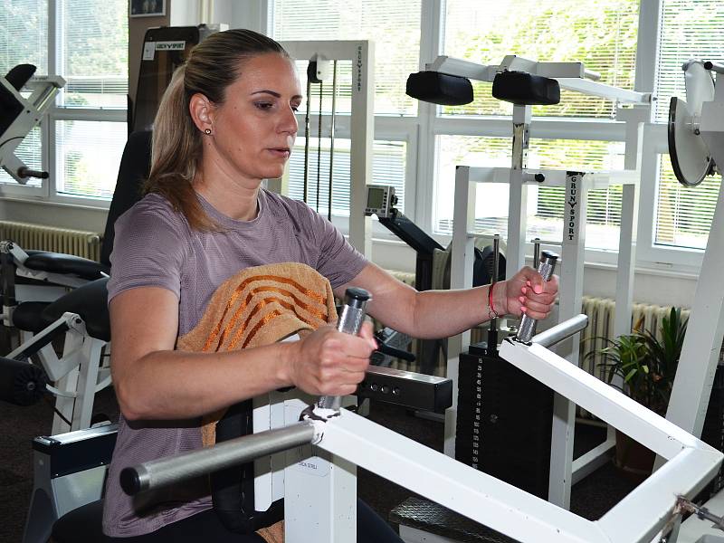 Alena Davidová v lounském Fitness studio Hofmannovi.