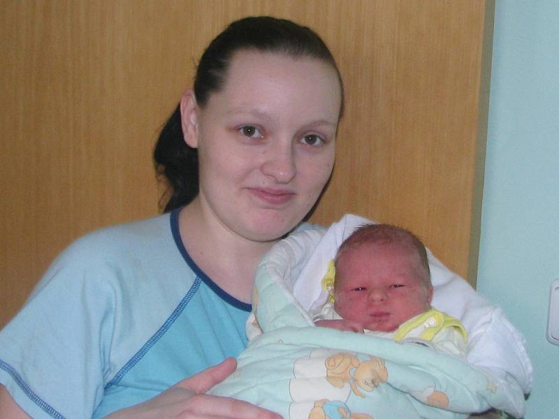 Mamince Anastázii Sedláčkové ze Žatce se 2. února 2016 v 8.31 hodin narodil synek Mikuláš Sedláček. Vážil 2970 gramů a měřil 47 centimetrů.
