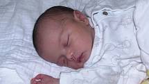 Huyen a Petru Haasovým z Chomutova se narodila poslední červencový den v 8.39 hodin dcerka Mia Haasová. Vážila rovné tři kilogramy.