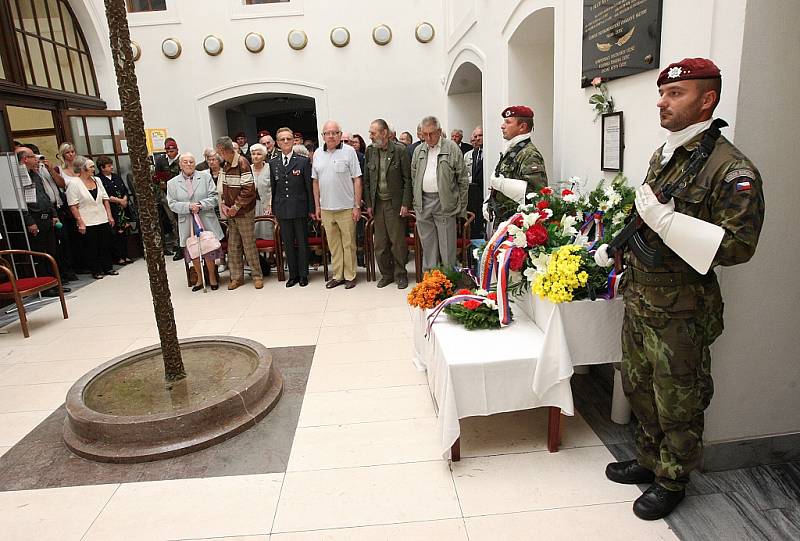 Pietní vzpomínka na odbojovou skupinu Žatec - Praha