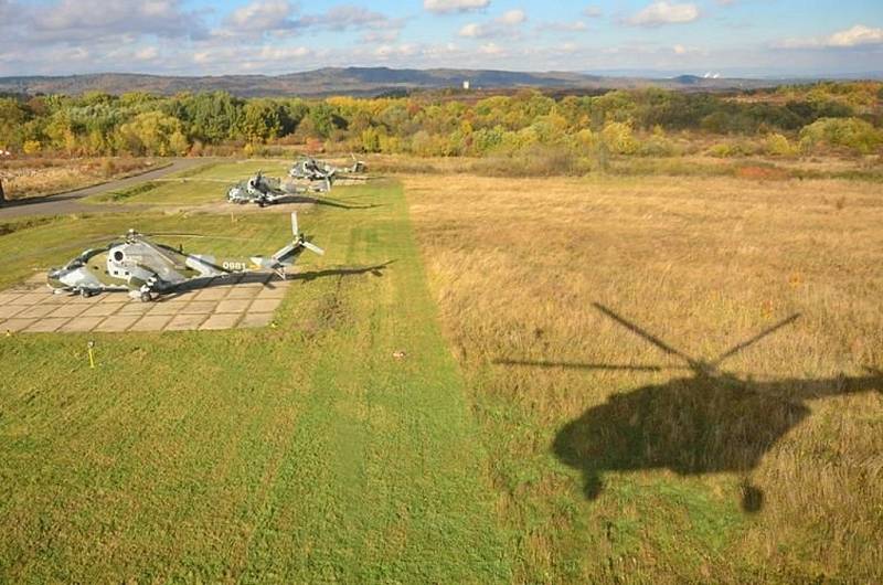 Ve Vojenském újezdu Hradiště v Doupovských horách cvičí více než 1800 vojáků