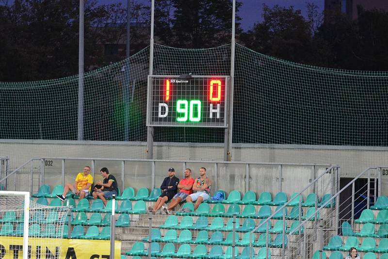 FC Chomutov - SEKO Louny 1:0 (Chomutov v bílém)