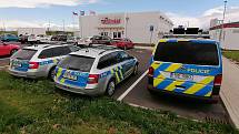 Vozový park dálniční policie u D7 se postupně rozroste. Dorazí silné motocykly BMW nebo rychlé škody superb.