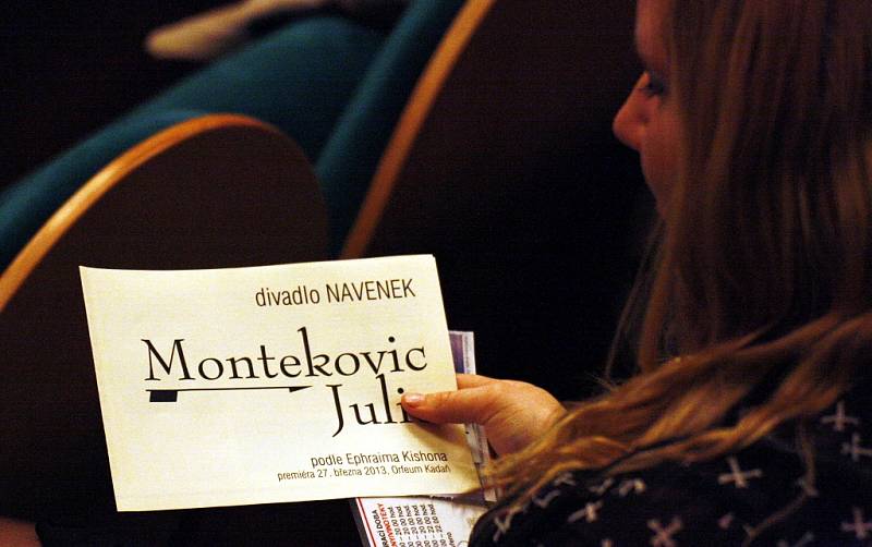 Představení Montekovic Julie v podání Divadla Navenek Kadaň