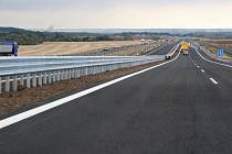 Slavnostní uvedení části dálnice D7 mezi Postoloprty a Bitozevsí do provozu.