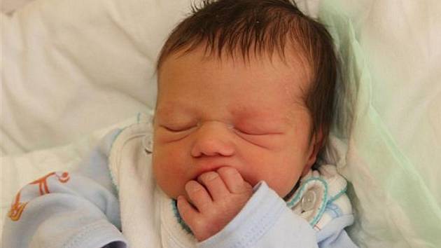 Holčička Tereza Němotová přišla na svět 28. září 2010 v 15:10 hodin v chomutovské porodnici. Vážila 2,49 kilogramu a měřila 47 centimetrů. Mamince Tereze  Němotové z Loun gratulujeme.  