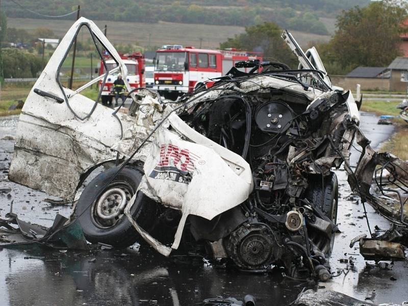 Tragická dopravní nehoda u Libčevsi 25. září 2007.