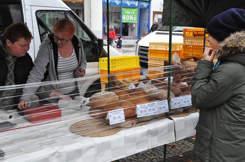 Farmářské trhy v Lounech