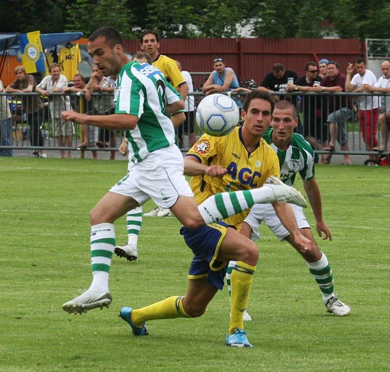 Snímek z přátelského fotbalového utkání FK Teplice proti Bohemians 1905 v Lounech