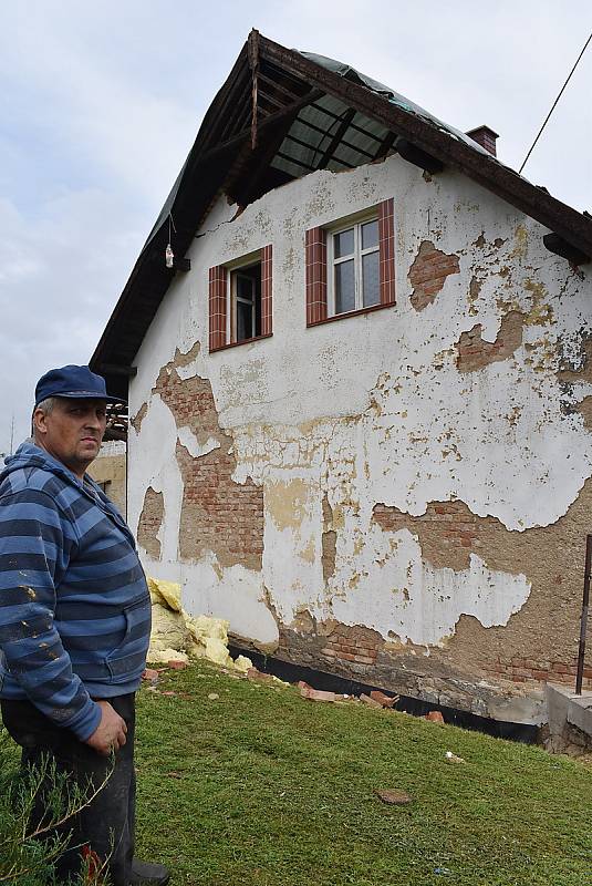 Následky ničivé bouře a tornáda ve Stebně, pátek 25. června 2021.