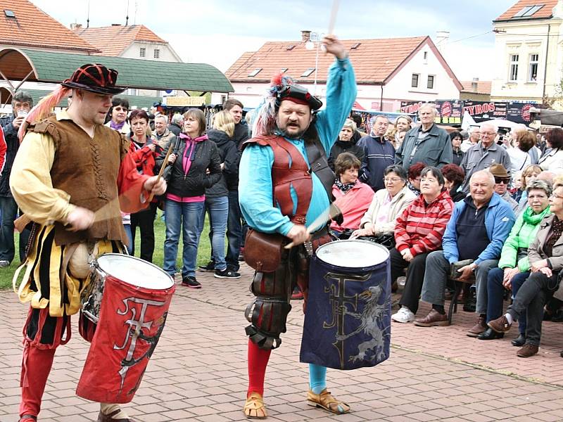 První máj 2015 - oblíbené slavnosti v Kryrech.