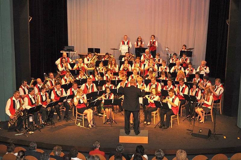 Slavnostní koncert k 50 letům dechového orchestru Základní umělecké školy v Lounech