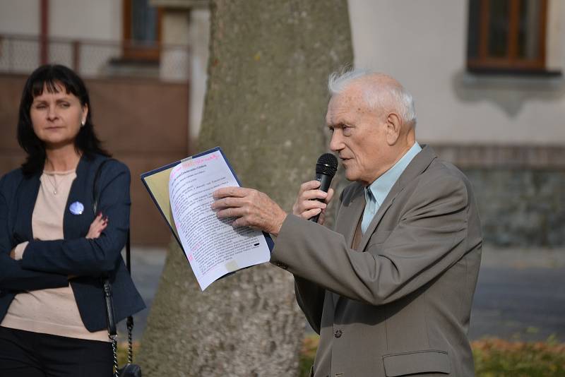 V Cítolibech u Loun si v sobotu připomněli 100. výročí založení Československa.