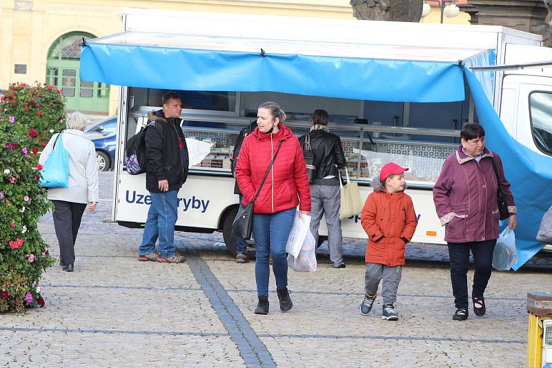 Farmářské trhy v Žatci.