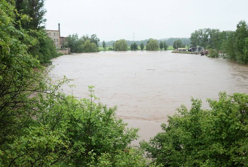 Ohře v Březně u Postoloprt v pondělí 3. června