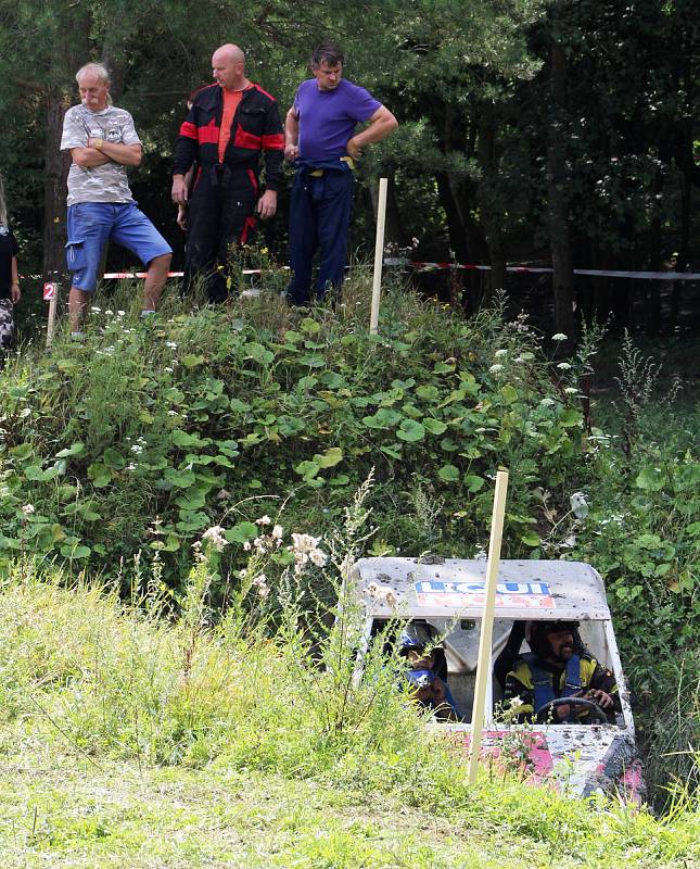 V Bezděkově u Žatce si opět dali dostaveníčko milovníci off roadů.