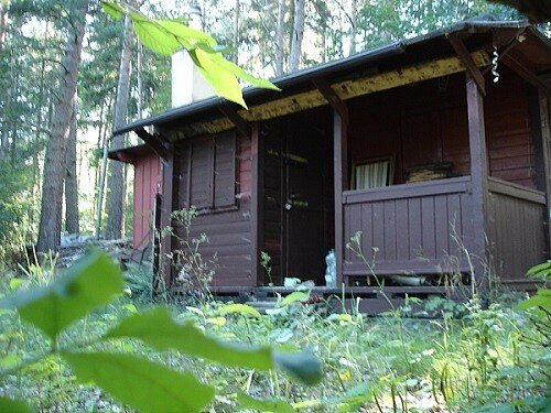 Stát přenechal lesní chatu u Brodce Lesům ČR
