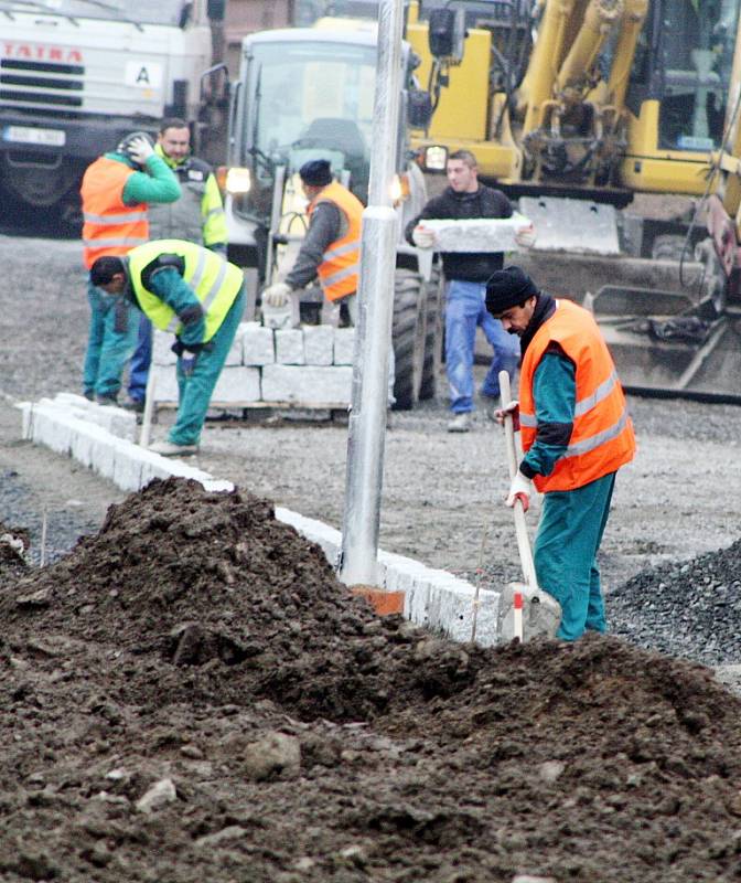 Rekonstrukce Mírového náměstí v Postoloprtech