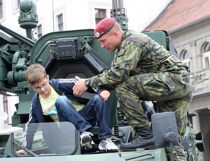 Týden s armádou v Žatci, 2012.