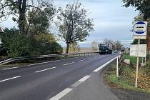 Silnice I/27 Žatec - Most v Sýrovicích.