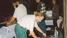 Diskotéka v Žatci. V devadesátých letech byly ve městě populární Moskva, Lidový dům nebo HB klub na sídlišti Jih.