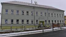 Základní škola ve Vroutku.