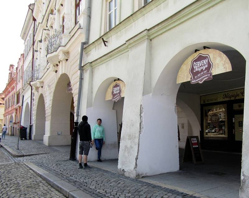 Co je nového v Žatci: Centrum města je plné obchodů, služeb a historie.