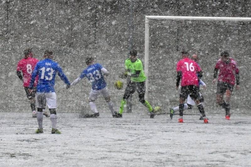 Dobroměřice doma složily Šluknov 2:0.