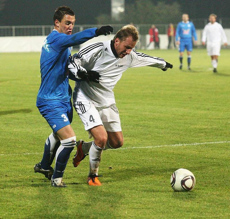 Fotbalové utkání Blšan (v bílém) proti Vyšehradu