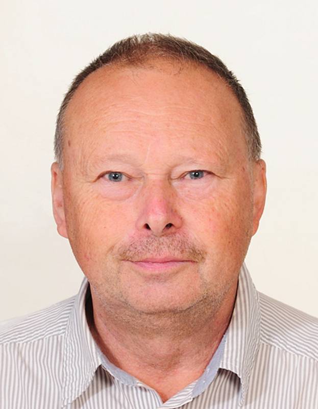 Viktor Fürst, 65 let, technik, SPD