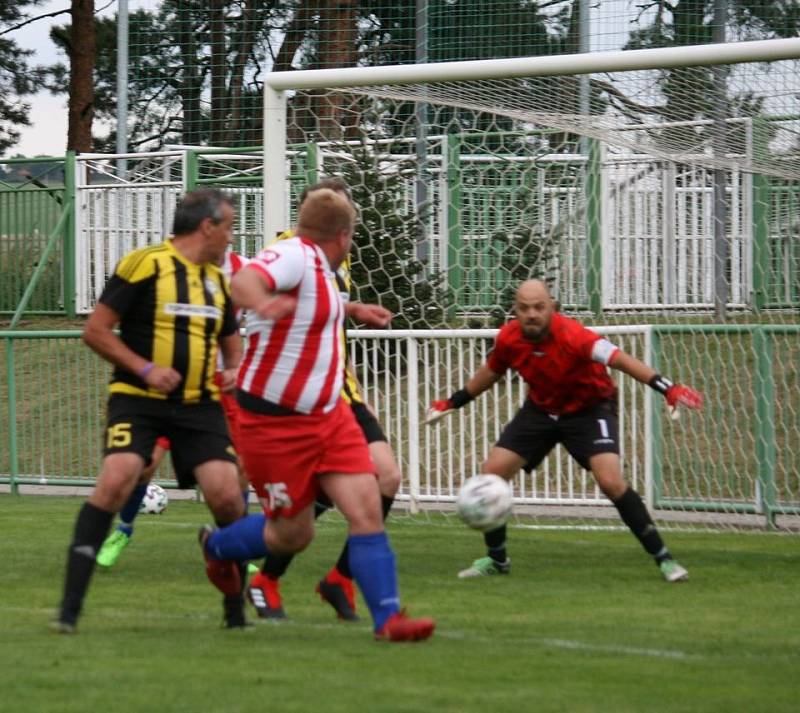 REZERVA VROUTKU porazila doma 6:1 Slavětín a po třetím kole vede tabulku III. třídy.