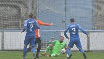 FK SEKO Louny (v modrém) - SK Újezd Praha 4 1:1 (0:1).