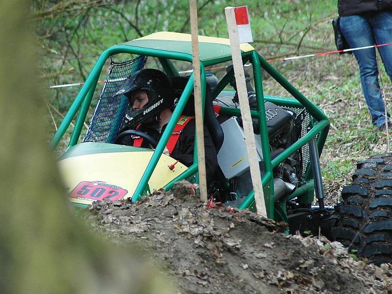 Otevřené mistrovství republiky v offroad trialu v Bezděkově