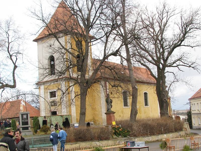 Kostel v Nepomyšli