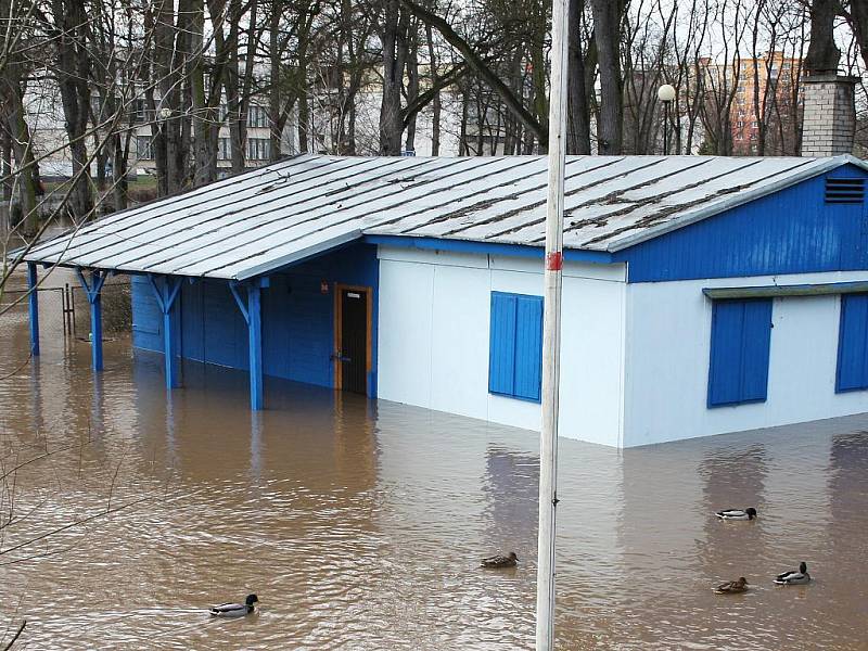 Sobota 15. ledna. Klubovna vodních skautů v Masarykových sadech