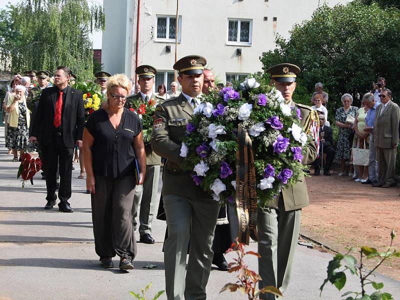 Vzpomínka na popravené z Českého Malína u žateckého hřbitova