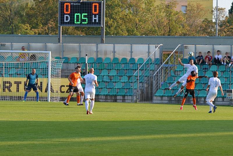 FC Chomutov - SEKO Louny 1:0 (Chomutov v bílém)