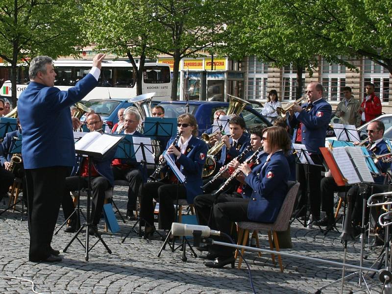 Německý orchestr Musikverein Kibingen e V. z městečka Kibingen u Stuttgartu