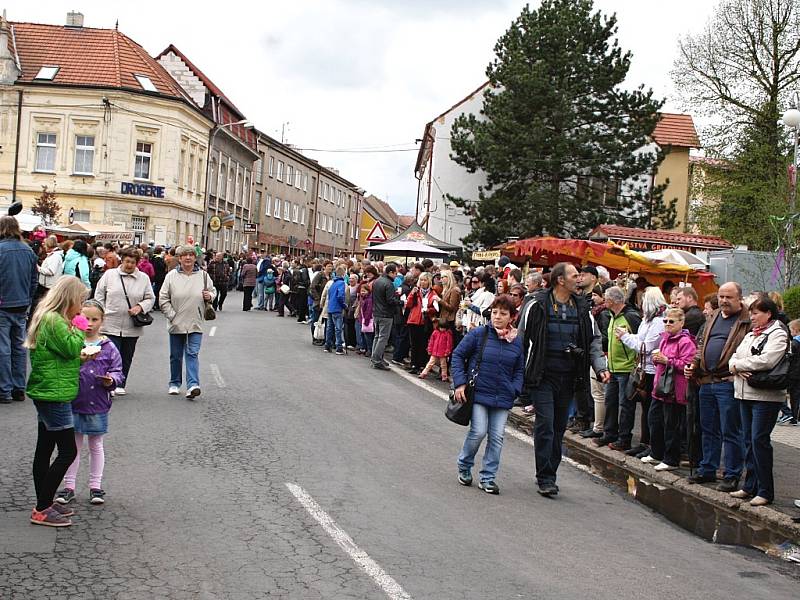 První máj 2015 - oblíbené slavnosti v Kryrech.