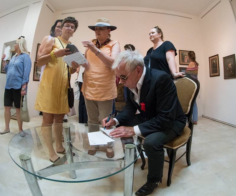 Jan Saudek si nenechal ujít zahájení své výstavy v Černčicích u Loun