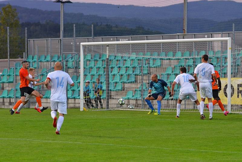 FC Chomutov - SEKO Louny 1:0 (Chomutov v bílém)