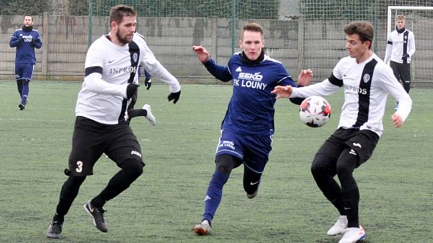 Fotbalisté FK SEKO Louny zahájí jarní část divize na domácím hřišti.