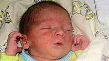 Martin Sládeček se narodil 15. listopadu 2017 v 10.56 hodin mamince Ivaně Sládečkové ze Žatce. Vážil 2940 g a měřil 48 cm