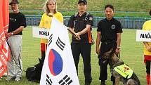 Slavnostní zahájení 16. Mistrovství světa záchranných psů na stadionu v Žatci