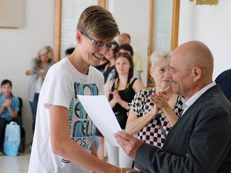 Jakub Mrvík ze ZŠ a MŠ Kpt. O. Jaroše Louny získal třetí místo v kategorii devátých tříd a také celkově třetí místo