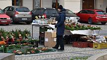 Farmářské trhy na náměstí Svobody v Žatci