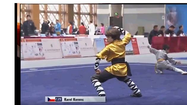 Karel Korenc na šampionátu v Číně na záběru z videa na portálu Youtube.